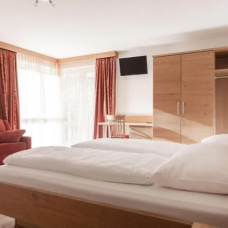 Hotel Hotel Weissenstein Sankt Michael im Lungau