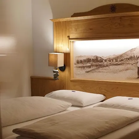 Hotel Hotel Weissenstein Sankt Michael im Lungau